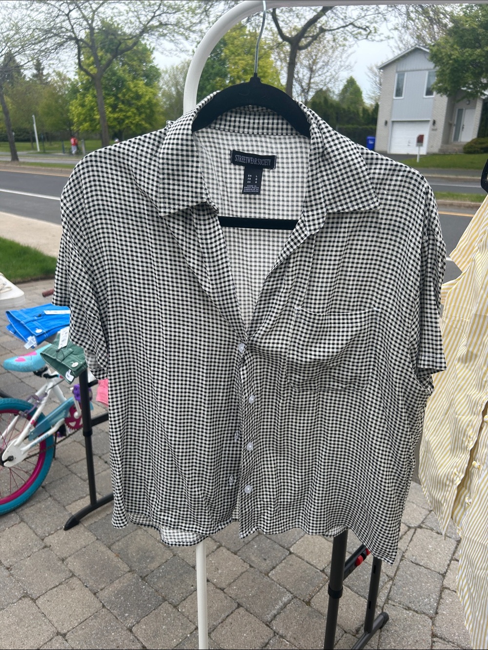 Streetwear Society Black and White Gingham Short-Sleeve Button-Down